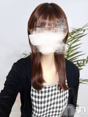 ねね・新人奥様(42) 身長164cm、スリーサイズB86(D).W58.H86。新潟人妻デリヘル 人妻不倫処　桃屋　新潟店在籍。