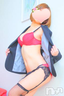 あいみ(21) 身長152cm、スリーサイズB87(E).W56.H84。新潟デリヘル デリヘル新潟(デリヘルニイガタ)在籍。