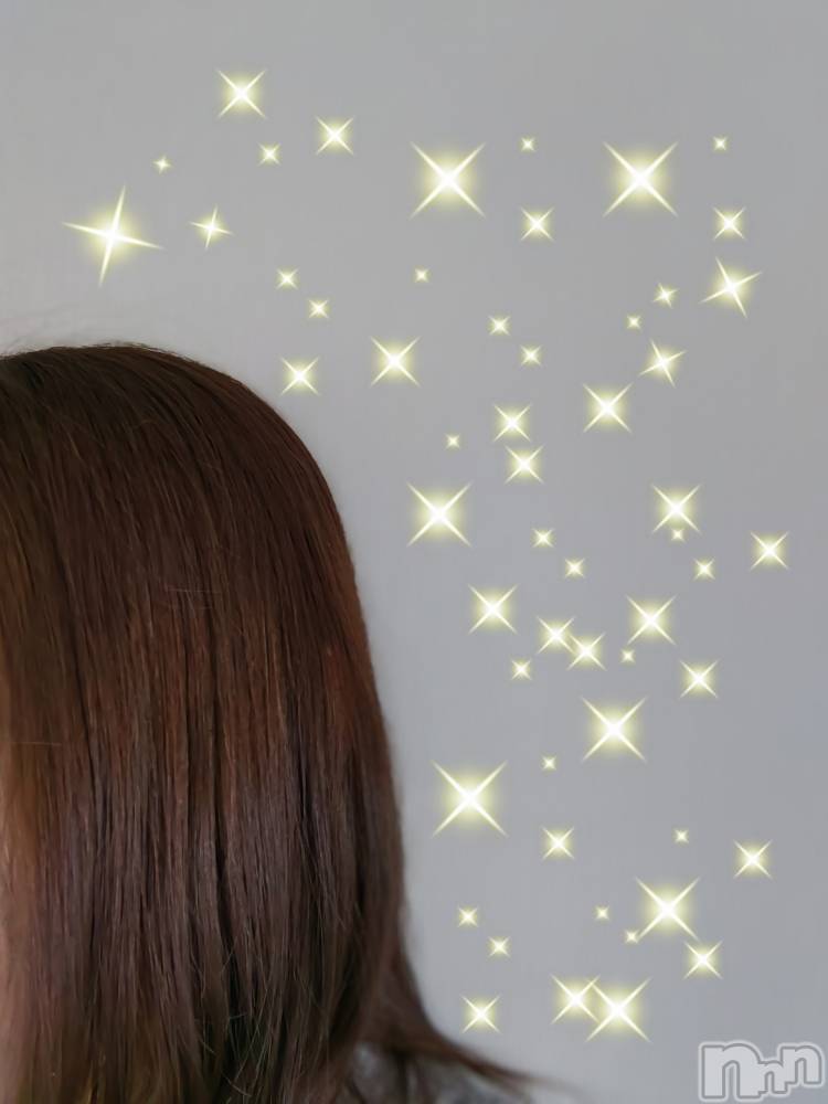 長岡デリヘル長岡人妻市(ナガオカヒトヅマイチ) ちづる★くそエッロい身体の人妻(39)の10月17日写メブログ「☀か…」