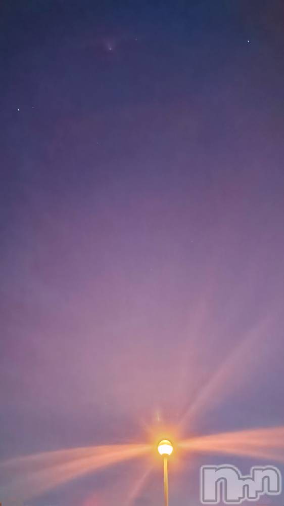 長岡デリヘル長岡人妻市(ナガオカヒトヅマイチ) ちづる★くそエッロい身体の人妻(39)の10月22日写メブログ「昨夜は…」