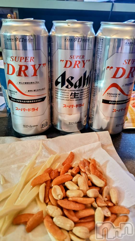 長岡デリヘル長岡人妻市(ナガオカヒトヅマイチ) ちづる★くそエッロい身体の人妻(39)の10月24日写メブログ「🌃😀」