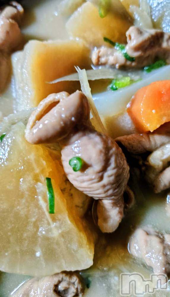 長岡デリヘル長岡人妻市(ナガオカヒトヅマイチ) ちづる★色白スレンダー&美巨乳(39)の2月1日写メブログ「3時間🤤」