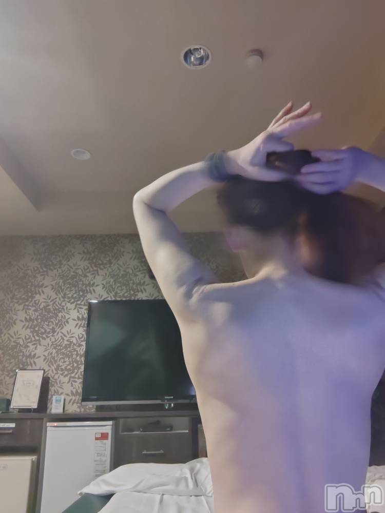 長岡デリヘル長岡人妻市(ナガオカヒトヅマイチ) ちづる★色白スレンダー&美巨乳(39)の4月23日写メブログ「本日…」