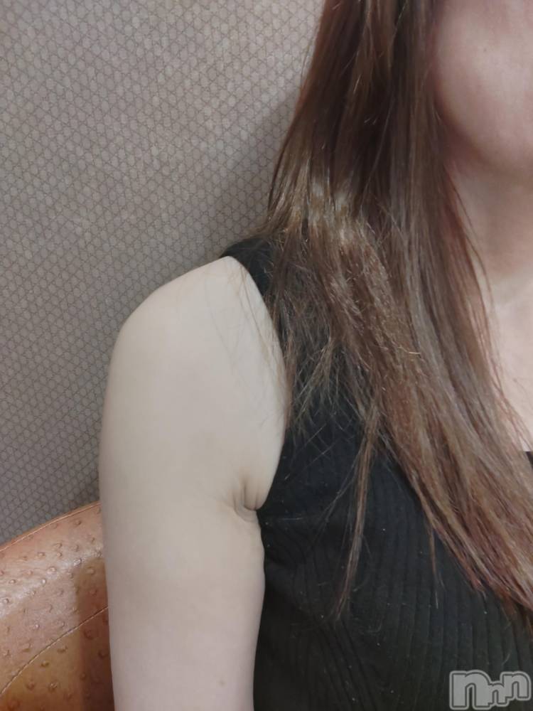 長岡デリヘル長岡人妻市(ナガオカヒトヅマイチ) ちづる★けしからん身体をした人妻(39)の8月22日写メブログ「☺️」