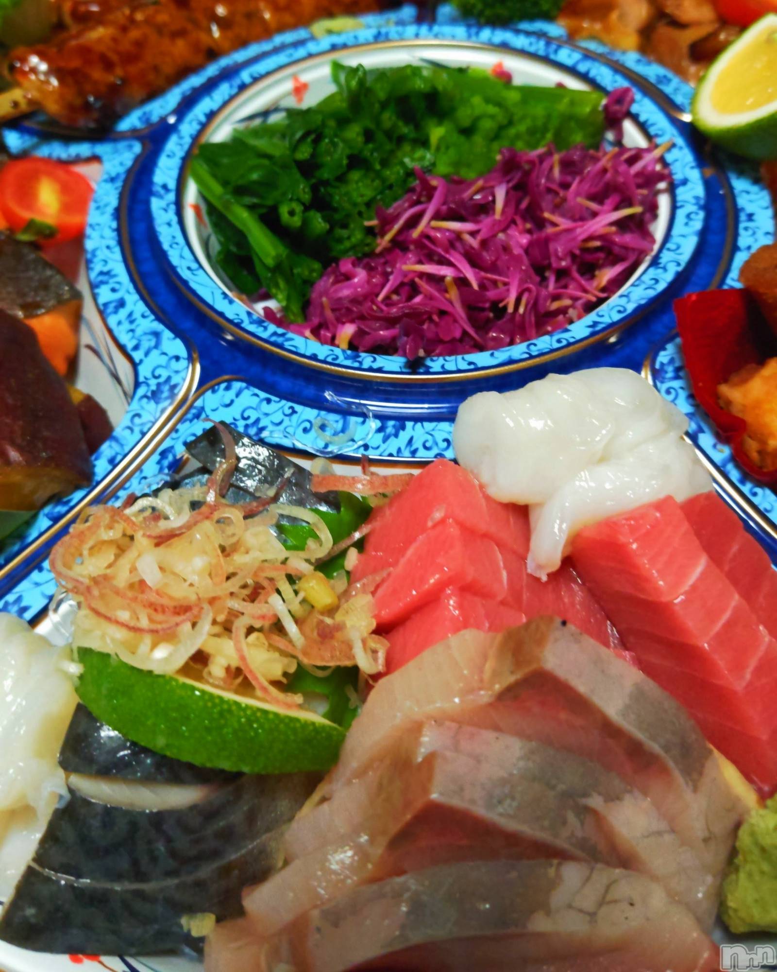 長岡デリヘル長岡人妻市(ナガオカヒトヅマイチ)ちづる★くそエッロい身体の人妻(39)の2025年10月29日写メブログ「満腹な夜🤣」