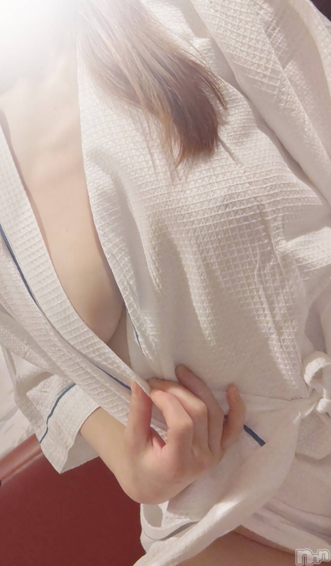 長岡デリヘル長岡人妻市(ナガオカヒトヅマイチ)ちづる★色白スレンダー&美巨乳(39)の2026年1月29日写メブログ「出勤お知らせ📢😄」