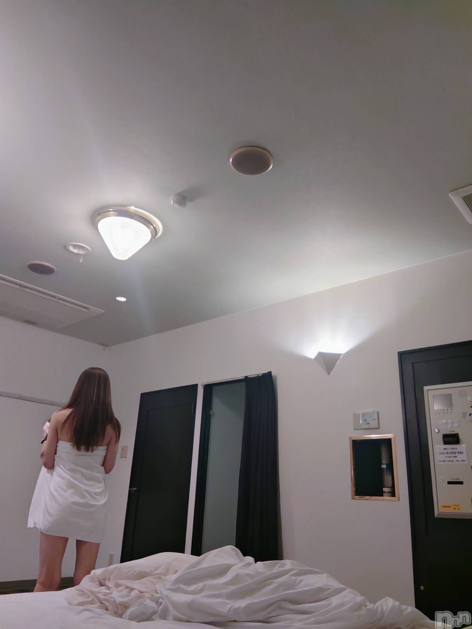 長岡デリヘル長岡人妻市(ナガオカヒトヅマイチ)ちづる★色白スレンダー&美巨乳(39)の2026年2月1日写メブログ「隠し撮り」