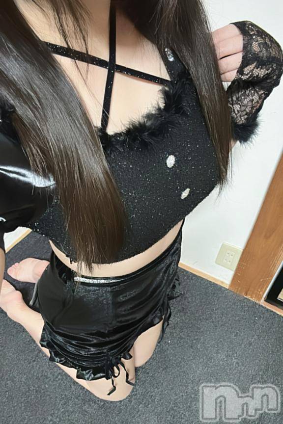 上越デリヘルわちゃわちゃ(ワチャワチャ)みなと☆敏感注意！変態娘☆(18)の2025年4月14日写メブログ「ヌルヌルで困っちゃう」