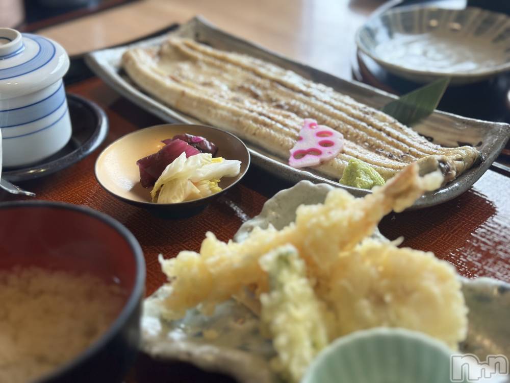 新潟デリヘルすずらん新潟店～ゆっくり長い時間を過ごせるお店～(スズランニイガタテン) 飛鳥れい(40)の3月26日写メブログ「満腹コース♡」