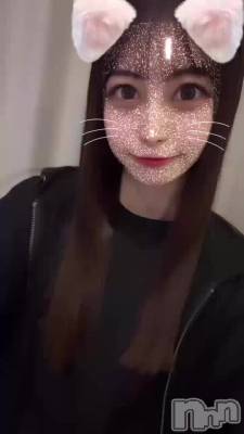 ('-' )╮