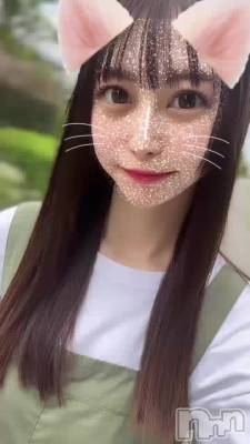 ʬž₍₍ ( ๑॔˃̶◡ ˂̶๑॓)◞♡
