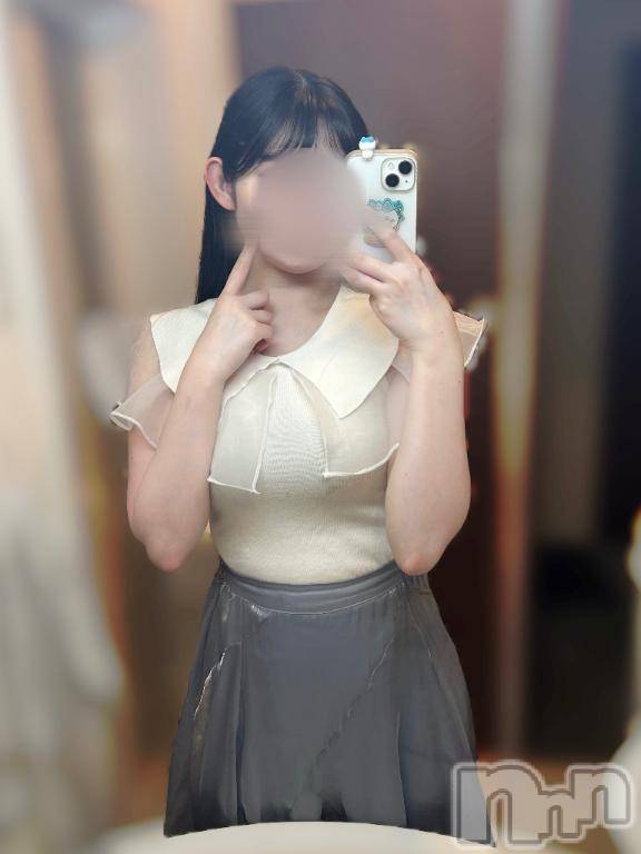 新潟デリヘル新潟デリヘル倶楽部(ニイガタデリヘルクラブ) かな(21)の6月14日写メブログ「引き続き🙏🏻」