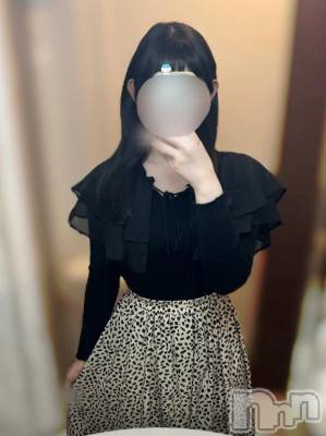 新潟デリヘル 新潟デリヘル倶楽部(ニイガタデリヘルクラブ) かな(21)の10月18日写メブログ「白いアイツ‎🤍」