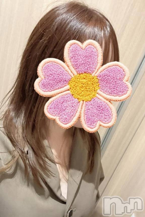 新潟デリヘル新潟デリヘル倶楽部(ニイガタデリヘルクラブ) そら(26)の4月29日写メブログ「暑いの？寒いの？GWさん情緒が忙しすぎます🐕🍓」