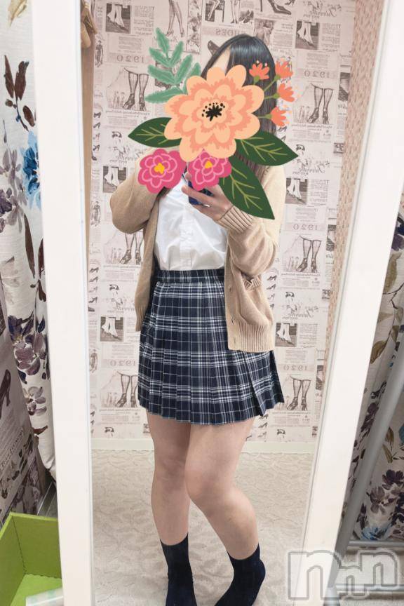 新潟デリヘル新潟デリヘル倶楽部(ニイガタデリヘルクラブ)そら(26)の2025年5月22日写メブログ「「ドーナツ探しとぬるぬる予報☁️本日も出勤です」」