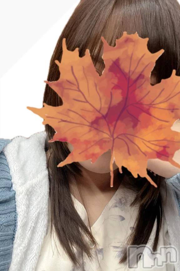 新潟デリヘル新潟デリヘル倶楽部(ニイガタデリヘルクラブ)そら(26)の2025年10月19日写メブログ「紅葉スルーで冬突入?! ポカポカ確保大作戦🧤」
