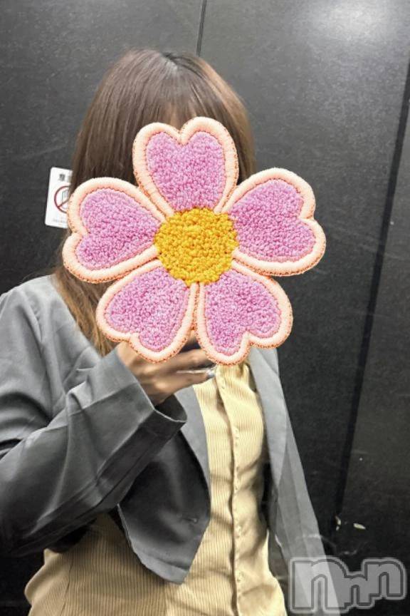 新潟デリヘル新潟デリヘル倶楽部(ニイガタデリヘルクラブ)そら(26)の2026年4月23日写メブログ「あと1日頑張ればGW…人類みんな顔つき変わる時期です🐕🎏」