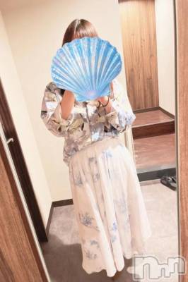 新潟デリヘル 新潟デリヘル倶楽部(ニイガタデリヘルクラブ) そら(26)の6月24日写メブログ「台風予報を見て3秒でビビりました。そら、気持ちはもう風速0希望です🌀☁️」