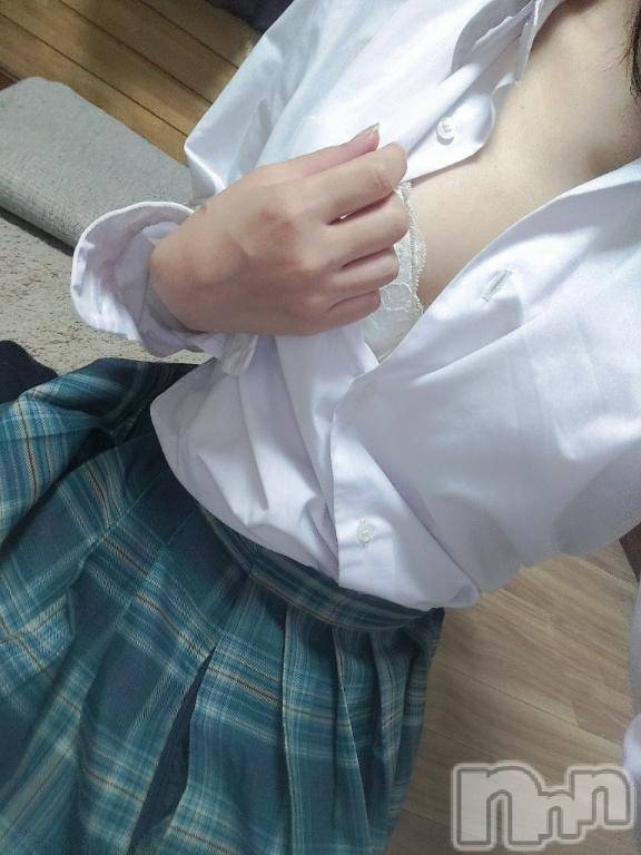 新潟デリヘル新潟デリヘル倶楽部(ニイガタデリヘルクラブ)まき(19)の2025年5月5日写メブログ「新潟でなにするの？」