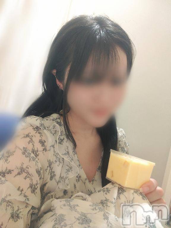 新潟デリヘル新潟デリヘル倶楽部(ニイガタデリヘルクラブ)まき(19)の2025年5月24日写メブログ「本日のおとも‎🤍」