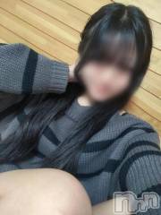 新潟デリヘル新潟デリヘル倶楽部(ニイガタデリヘルクラブ) まき(19)の10月19日写メブログ「どっちが好み？」