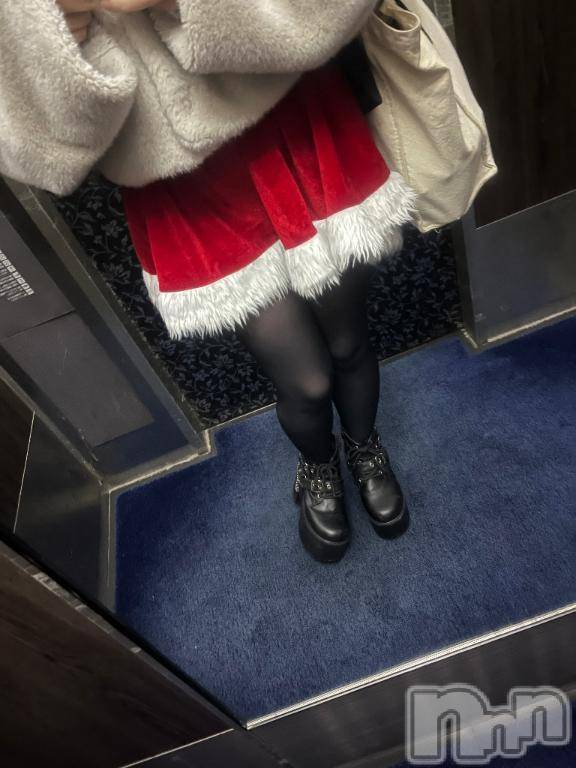 新潟デリヘル新潟デリヘル倶楽部(ニイガタデリヘルクラブ)あい(19)の2024年12月24日写メブログ「🎄🎁🎅🌟」