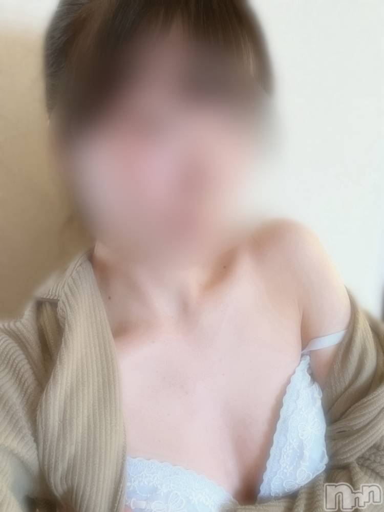 新潟風俗エステMelt(メルト) まな(20)の4月28日写メブログ「まなと遊びましょ🎀」