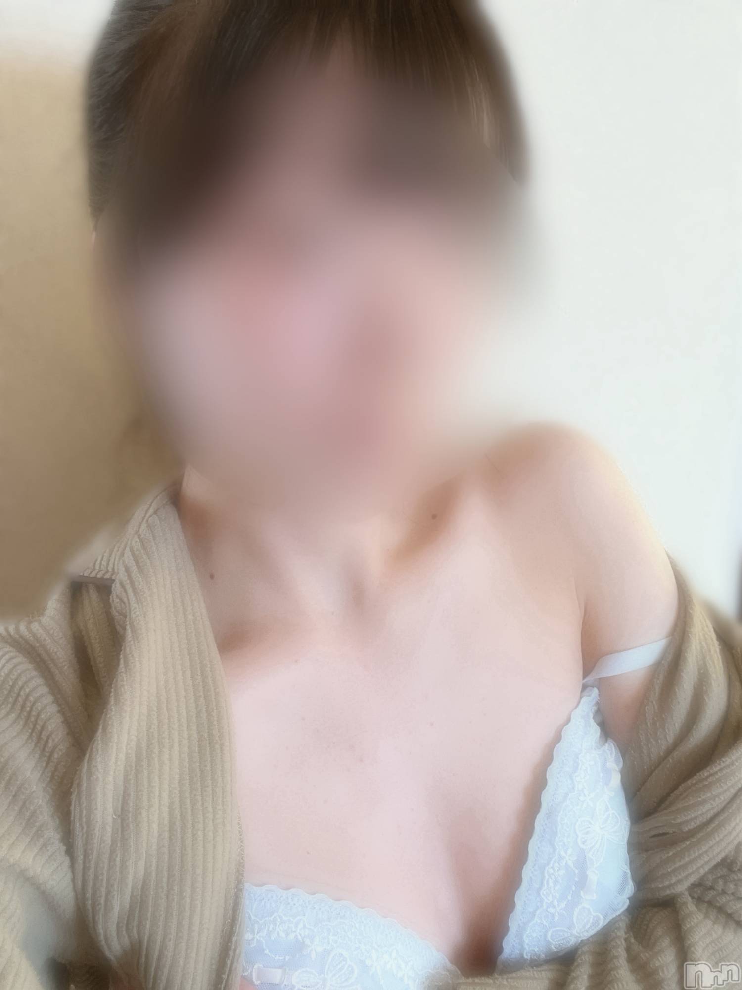新潟風俗エステMelt(メルト)まな(20)の2024年4月28日写メブログ「まなと遊びましょ🎀」