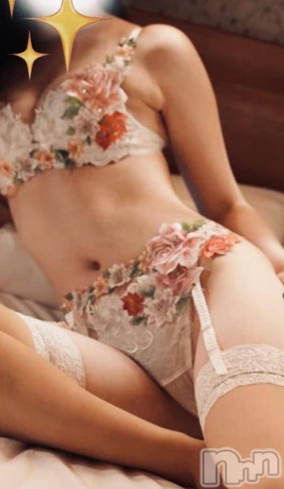 新潟デリヘルSecret Love(シークレットラブ) はるか☆規格外ドエロ美女(34)の1月13日写メブログ「出勤中です♡すぐ行けます♡」