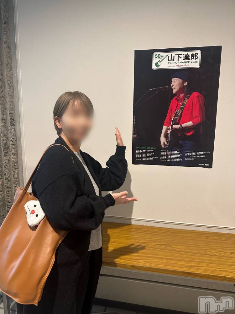 新潟デリヘルSOARIS-ソアリス-(ソアリス) かおり(35)の10月23日写メブログ「雨は夜更け過ぎに雪へと変わるだろう」