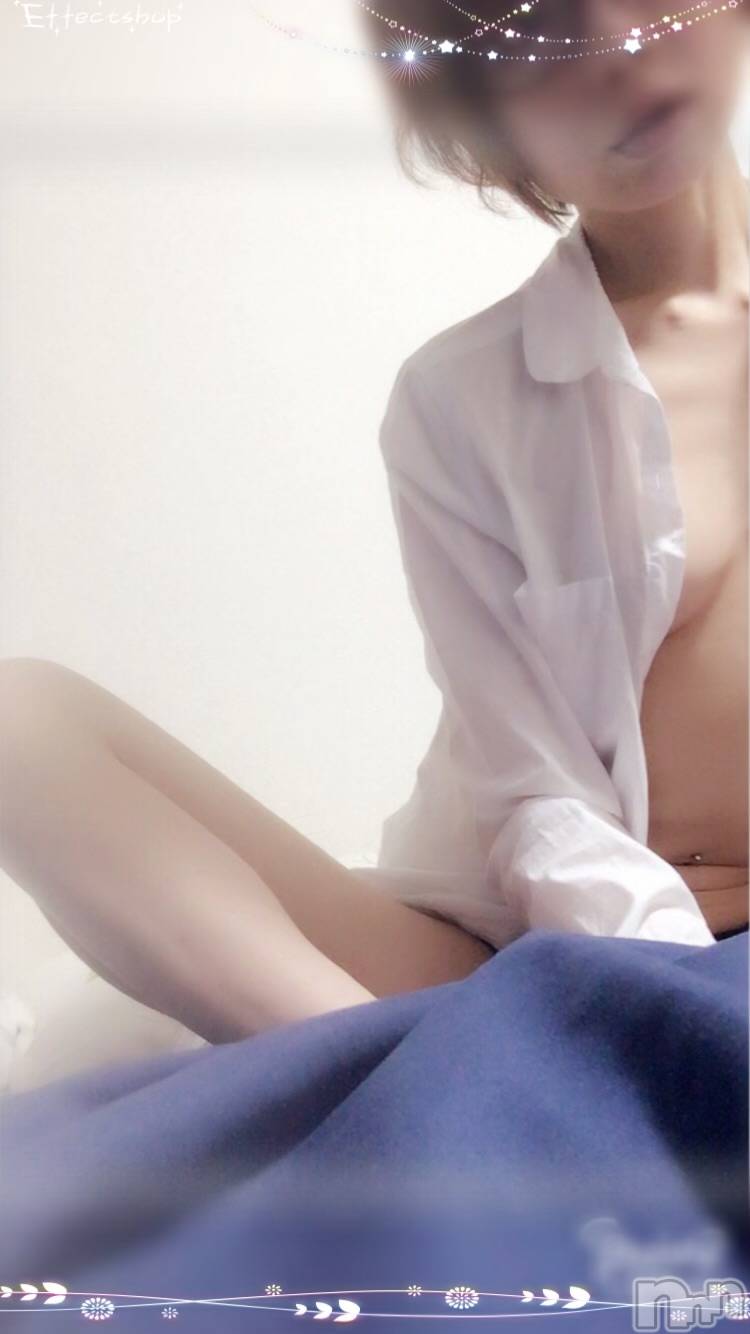 新潟風俗エステSOARIS-ソアリス-(ソアリス)たまき(35)の2024年5月3日写メブログ「寝起きに撮ったやーつ。よって無化粧。w」
