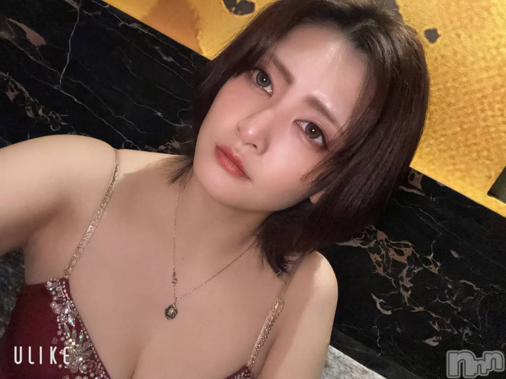 ���ܱ�������Х��顦�����CLUB FOUR LEAF(�ե����꡼��) �ޤ���1��2���̥�֥����֤����ޤ��Ƥ���ǤȤ�������