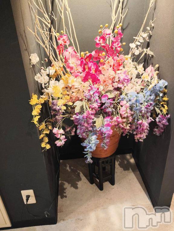 佐久発デリヘル佐久上田人妻隊(サクウエダヒトヅマタイ) ななえ(45)の10月19日写メブログ「💝急遽、21日（火)出勤します💝」