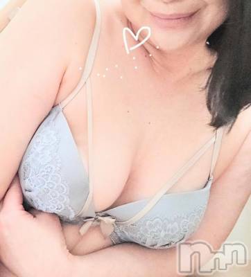 佐久発デリヘル 佐久上田人妻隊(サクウエダヒトヅマタイ) ななえ(45)の4月20日写メブログ「💛ギュッ💛」