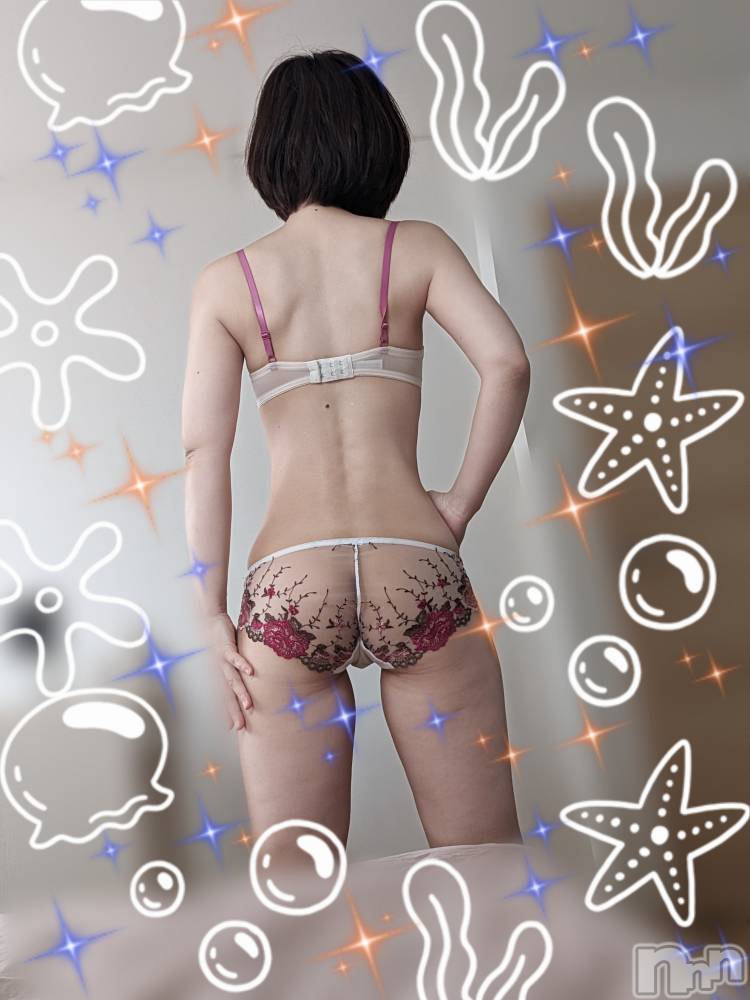 新潟人妻デリヘル人妻楼　新潟店(ヒトヅマロウ　ニイガタテン) 紗妃(35)の6月18日写メブログ「ひとりおうちで☕」