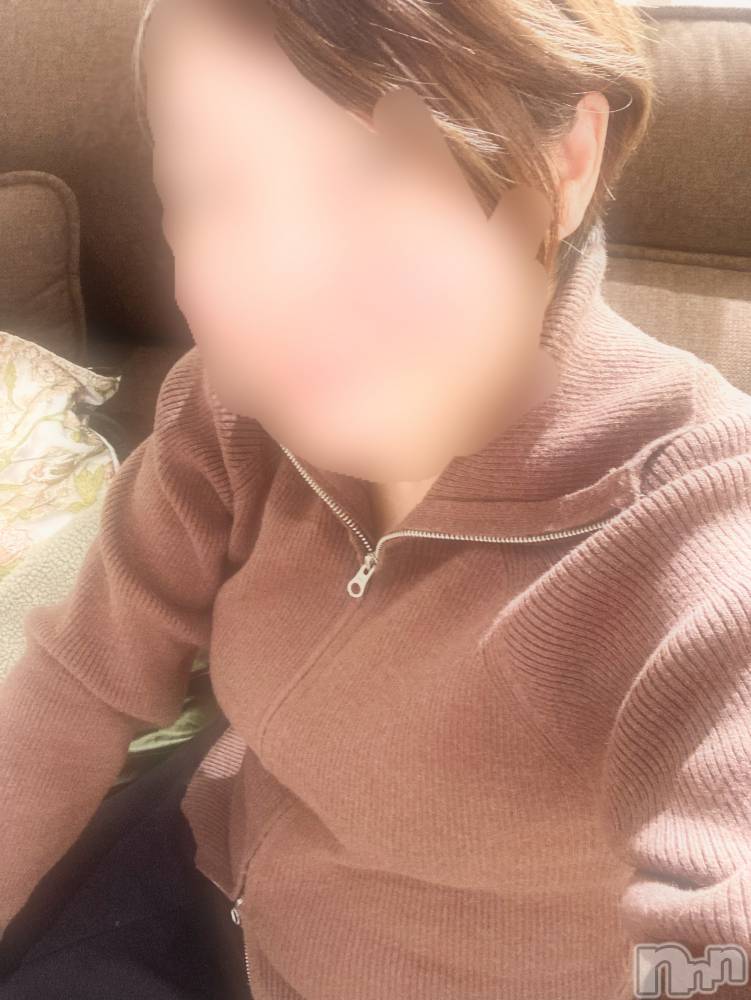 三条デリヘルまぐろさんいらっしゃ～い！-出稼ぎ0！地元の痴女専門店-(マグロサンイラッシャ～イ) きょうか(40)の1月18日写メブログ「19日日曜日は出勤だよ🖤」