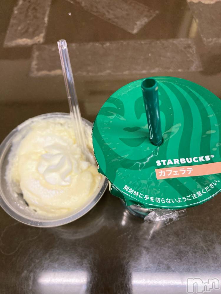 三条デリヘル人妻じゅんちゃん-出稼ぎ0！地元の奥様専門-(ヒトヅマジュンチャン) 皐月すずは☆天然癒し奥様(41)の6月7日写メブログ「今日のカフェタイム♪」