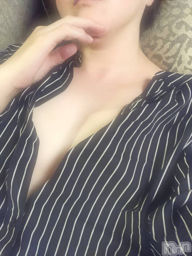 三条デリヘル人妻じゅんちゃん-出稼ぎ0！地元の奥様専門-(ヒトヅマジュンチャン) 皐月すずは☆天然癒し奥様(41)の10月7日写メブログ「フローレス11号室でお会い出来たらＹさんへ」