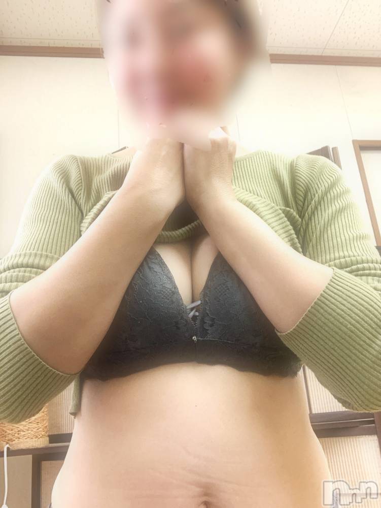 三条デリヘル人妻じゅんちゃん-出稼ぎ0！地元の奥様専門-(ヒトヅマジュンチャン) 皐月すずは☆天然癒し奥様(41)の10月17日写メブログ「フローレス6号室でお会い出来たYさんへ」