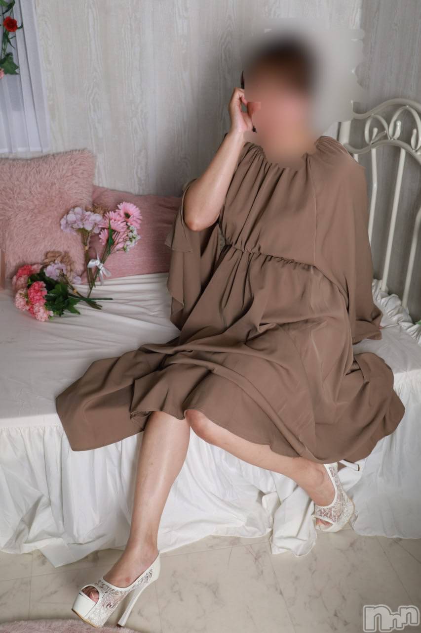 三条デリヘル人妻じゅんちゃん-出稼ぎ0！地元の奥様専門-(ヒトヅマジュンチャン)皐月すずは☆天然癒し奥様(41)の2024年7月15日写メブログ「K1でお会いしたTさんへ」