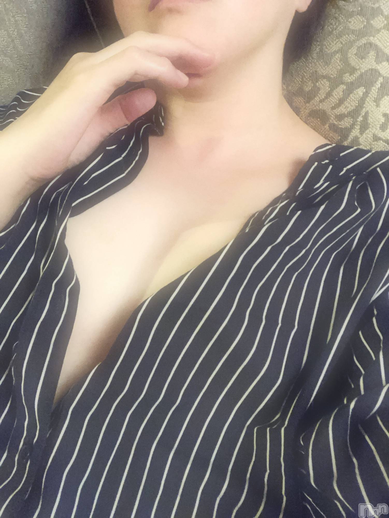 三条デリヘル人妻じゅんちゃん-出稼ぎ0！地元の奥様専門-(ヒトヅマジュンチャン)皐月すずは☆天然癒し奥様(41)の2024年10月7日写メブログ「フローレス11号室でお会い出来たらＹさんへ」