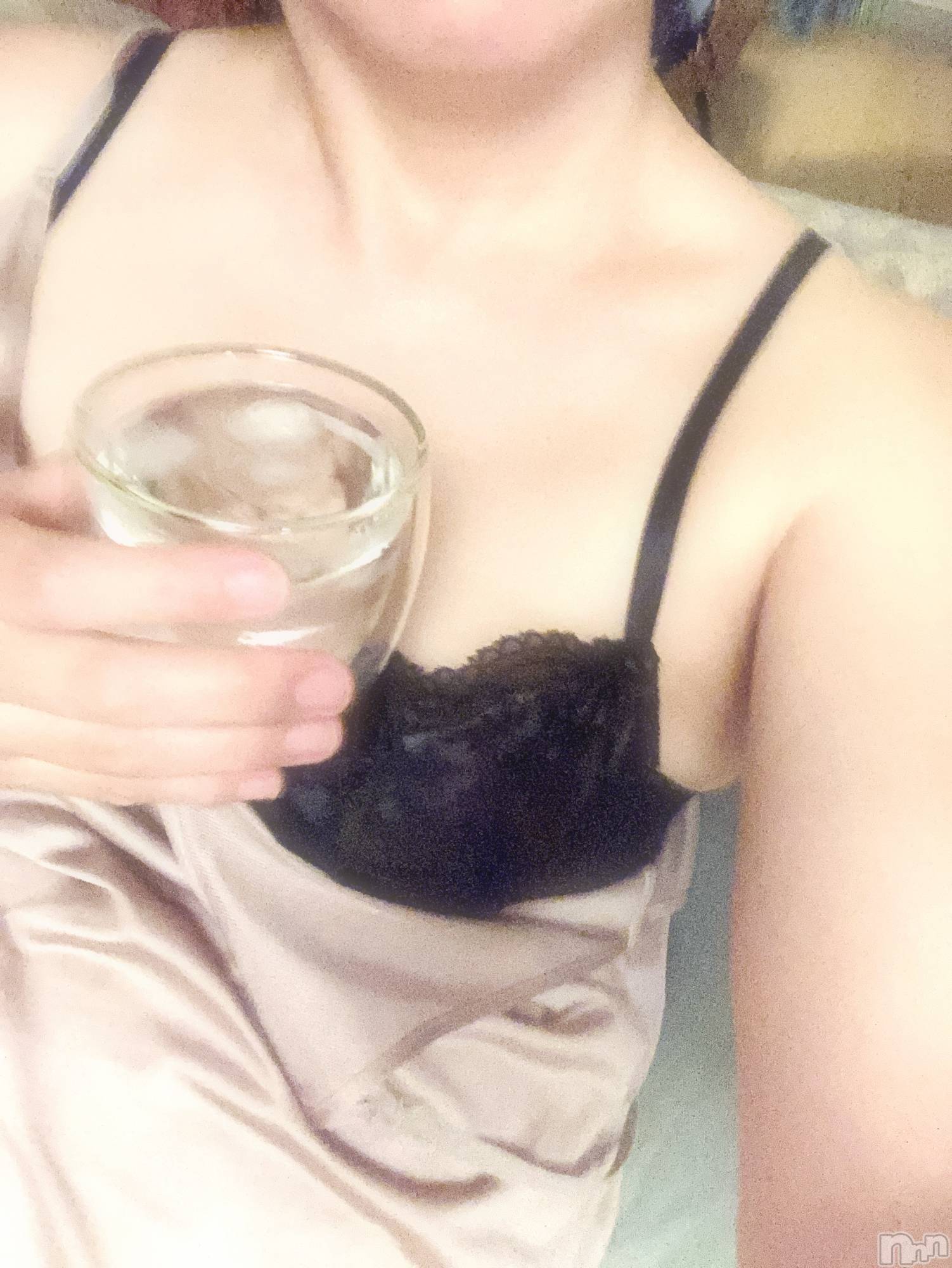 三条人妻デリヘル人妻じゅんちゃん-出稼ぎ0！地元の奥様専門-(ヒトヅマジュンチャン)皐月すずは(41)の2025年7月3日写メブログ「暑いですね」