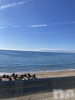 三条デリヘル 人妻じゅんちゃん-出稼ぎ0！地元の奥様専門-(ヒトヅマジュンチャン) 皐月すずは☆天然癒し奥様(41)の6月10日写メブログ「海の側で」