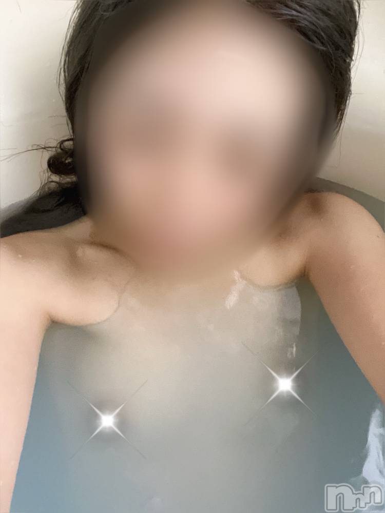 柏崎デリヘルデリヘル柏崎【柏崎唯一のデリヘル！地元新潟女性と会える店】(デリヘルカシワザキ) ゆい★今どきキレイ目女子(25)の11月26日写メブログ「どうしよう😇」