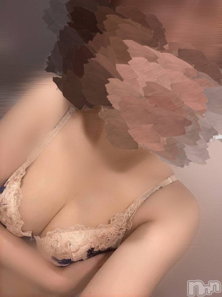 三条デリヘル人妻じゅんちゃん-出稼ぎ0！地元の奥様専門-(ヒトヅマジュンチャン) 環ゆいか☆色白美尻(31)の5月23日写メブログ「興奮しちゃって…❤️」