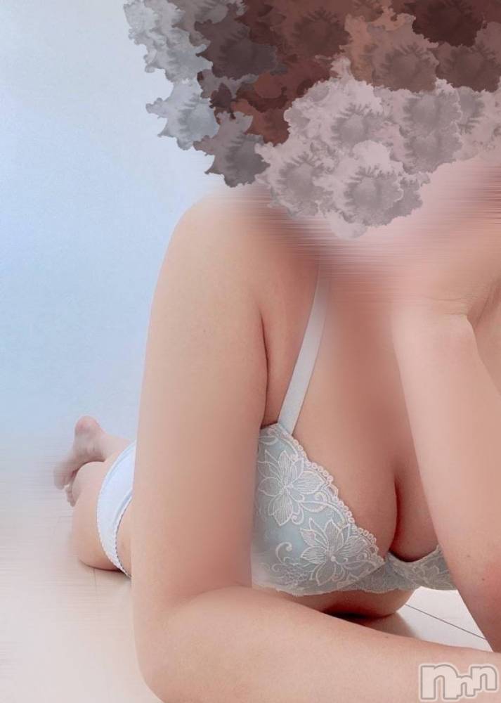 三条デリヘル人妻じゅんちゃん-出稼ぎ0！地元の奥様専門-(ヒトヅマジュンチャン) 環ゆいか☆色白美尻(31)の5月25日写メブログ「遅い時間だけど…」