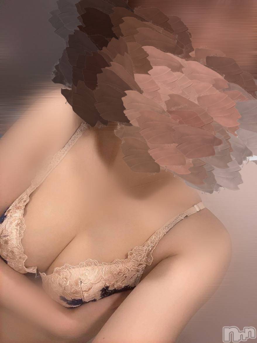 三条デリヘル人妻じゅんちゃん-出稼ぎ0！地元の奥様専門-(ヒトヅマジュンチャン)環ゆいか☆色白美尻(31)の2024年5月23日写メブログ「興奮しちゃって…❤️」