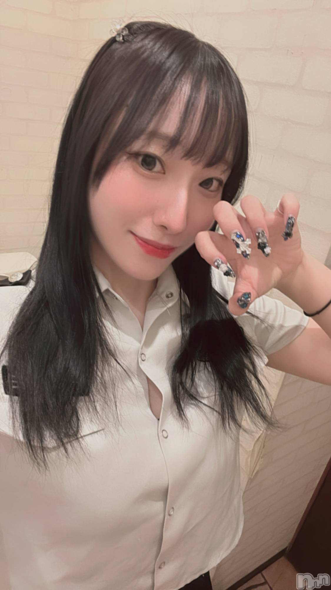 古町スナック・ガールズバーコスプレBarエナジー(コスプレバーエナジー) の2025年10月27日写メブログ「パジャマだよん🌙」