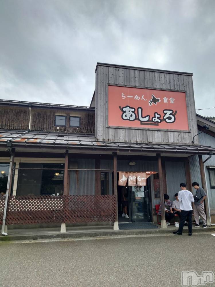 長岡人妻デリヘルBIANCA～主人の知らない私～長岡店(ビアンカナガオカテン) 篠宮　るう(39)の10月31日写メブログ「お腹空いたね～😵」