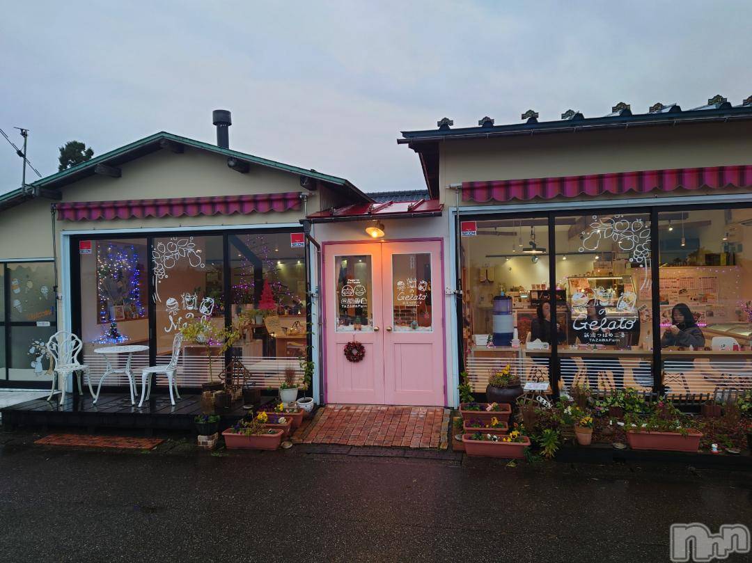 長岡デリヘルBIANCA～主人の知らない私～長岡店(ビアンカナガオカテン)篠宮　るう(39)の2024年12月7日写メブログ「帰りに見つけたかわいいお店」